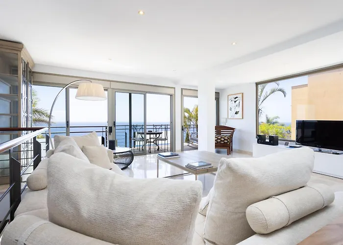 Home2book Ocean View Villa, Private Pool & Garden *