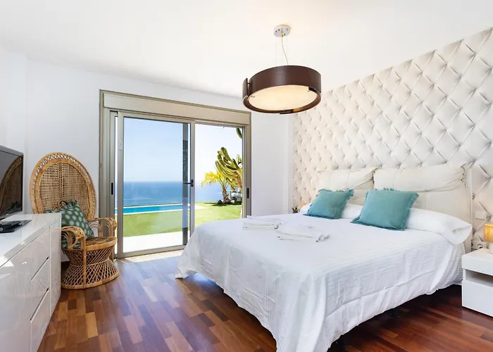 Home2book Ocean View Villa, Private Pool & Garden