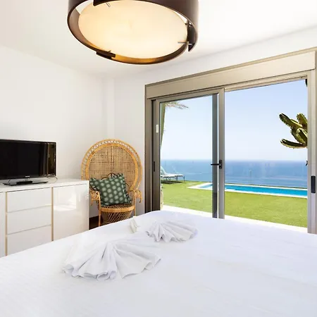 Home2book Ocean View Villa, Private Pool & Garden Villa